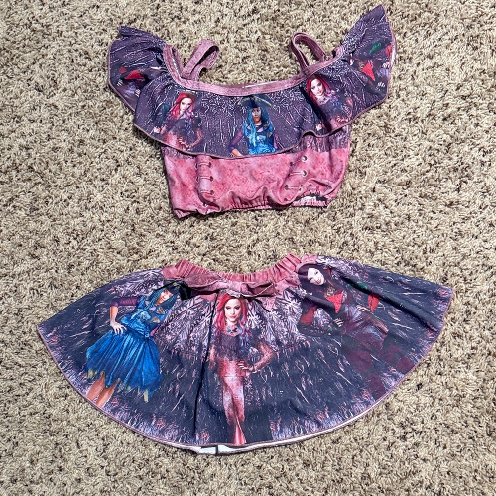Size 120(5T) Descendants kids two piece bathing suit